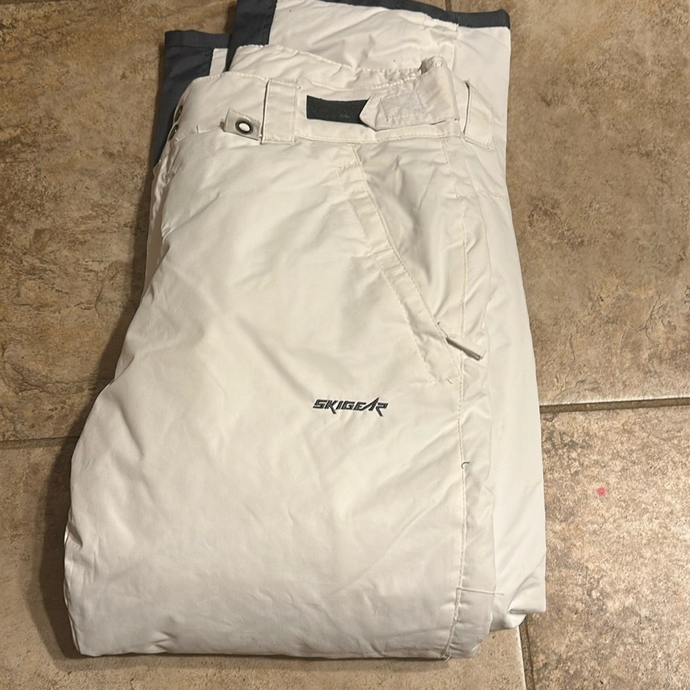 White Women’s Skigear
